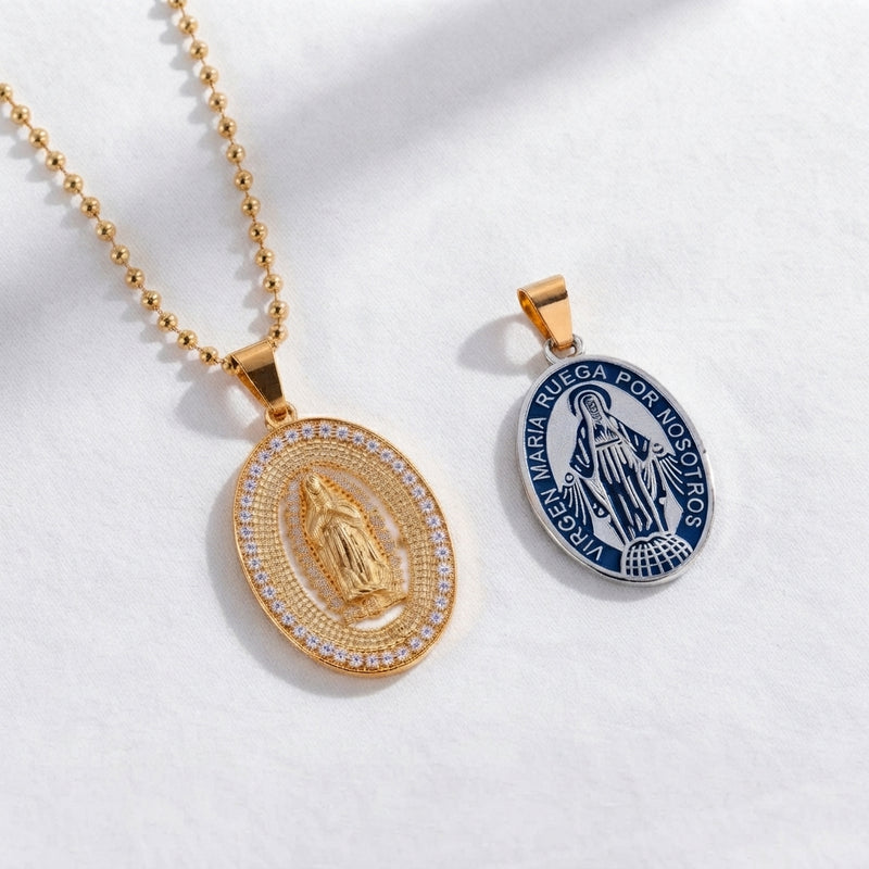 Manto · Cadena en oro laminado y 2 dijes de la Virgen para hombre