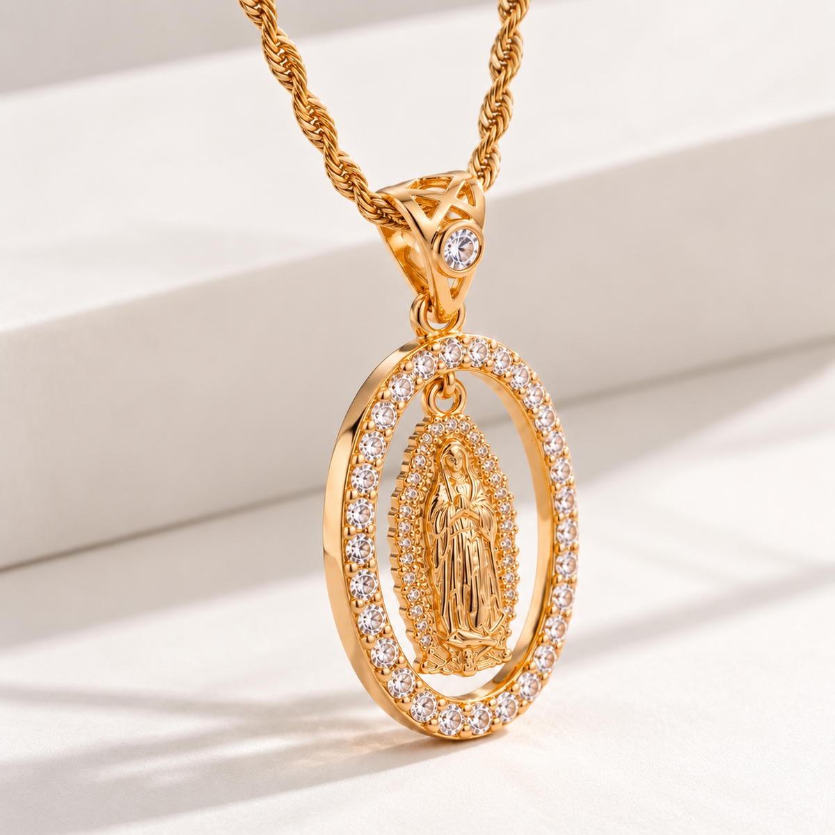 Ave María · Cadena y 2 Virgencitas para mujer