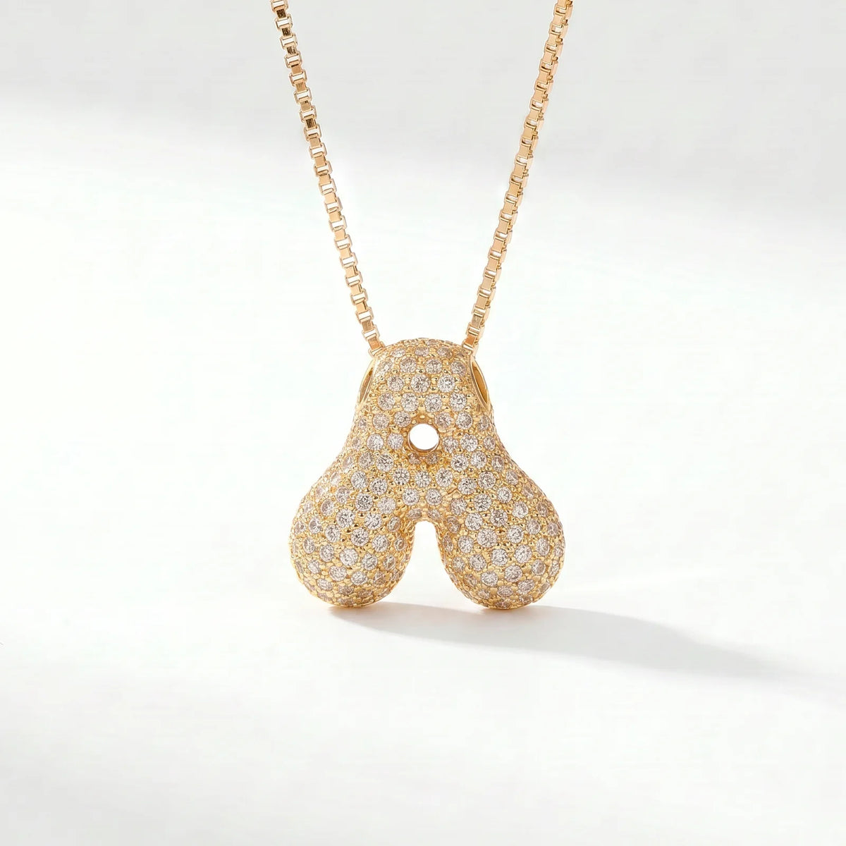 Collar de inicial bubble en oro con la letra A en pavé de circonias