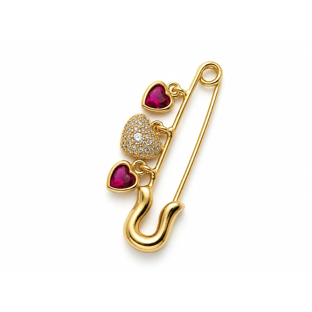 Pin dorado tipo imperdible con dos corazones rojos y uno en pavé